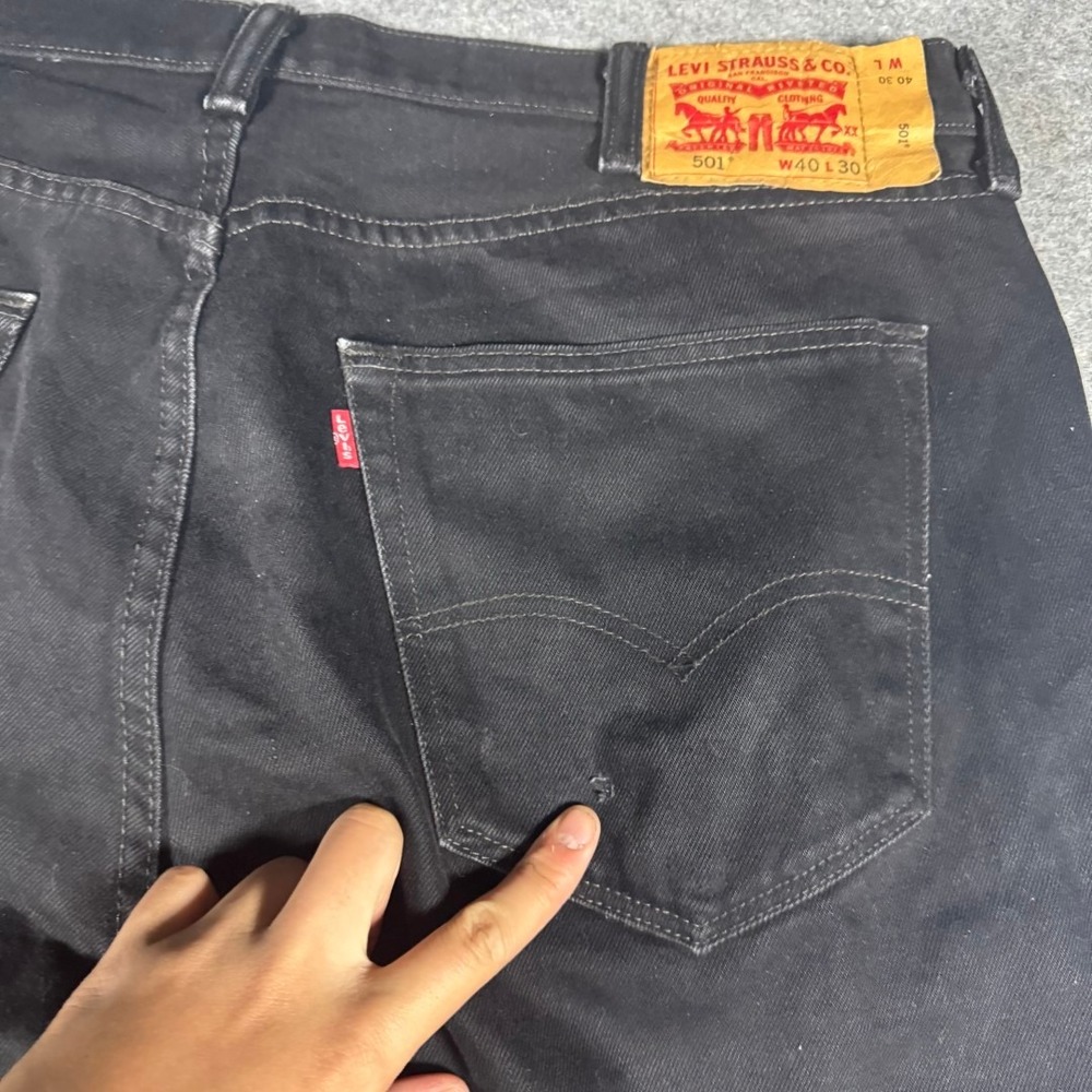 Levis 501 Original Fit Jeans Mens 40x28 Black Straight Leg Button Fly Denim - Picture 6 of 11